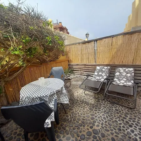 Castillo Mar Apartment *